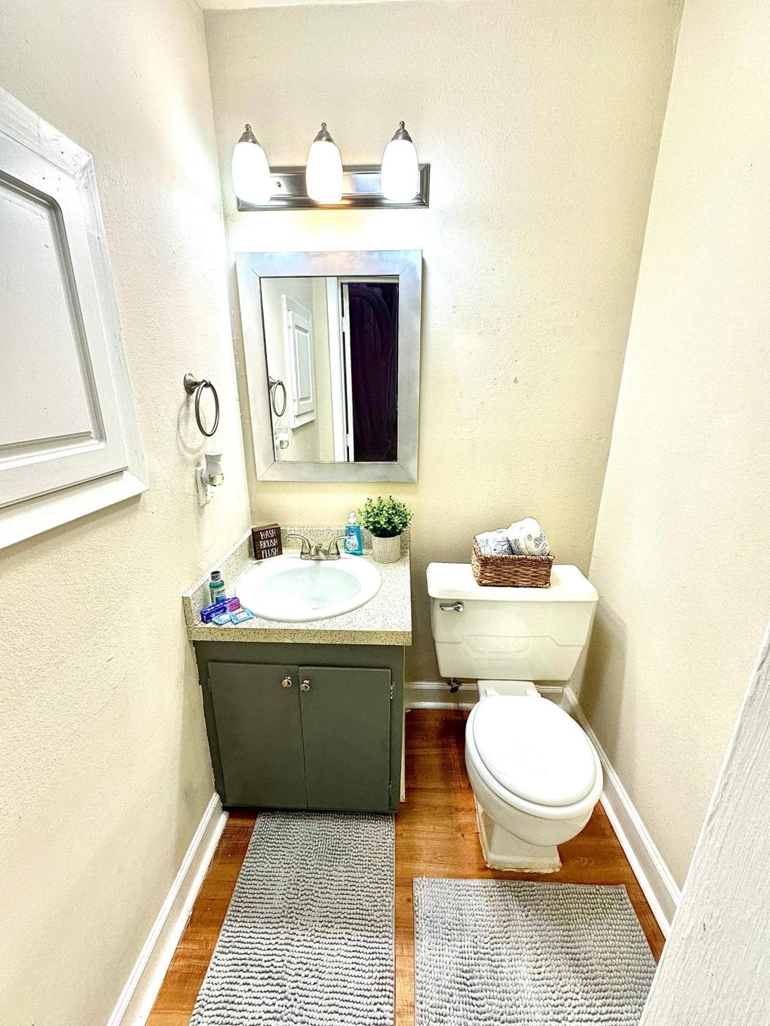 Apartamento Spring Getaway 5 Minutes From Hospitals Jackson Exterior foto